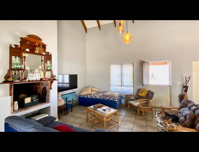 3 BEDROOM HOUSE FOR SALE IN DWARSKERSBOS